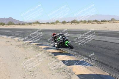 media/Dec-01-2025-Moto Forza (Mon) [[2daa91e15f]]/1-Advanced Group/Session 4 (Turn 10 Inside)/